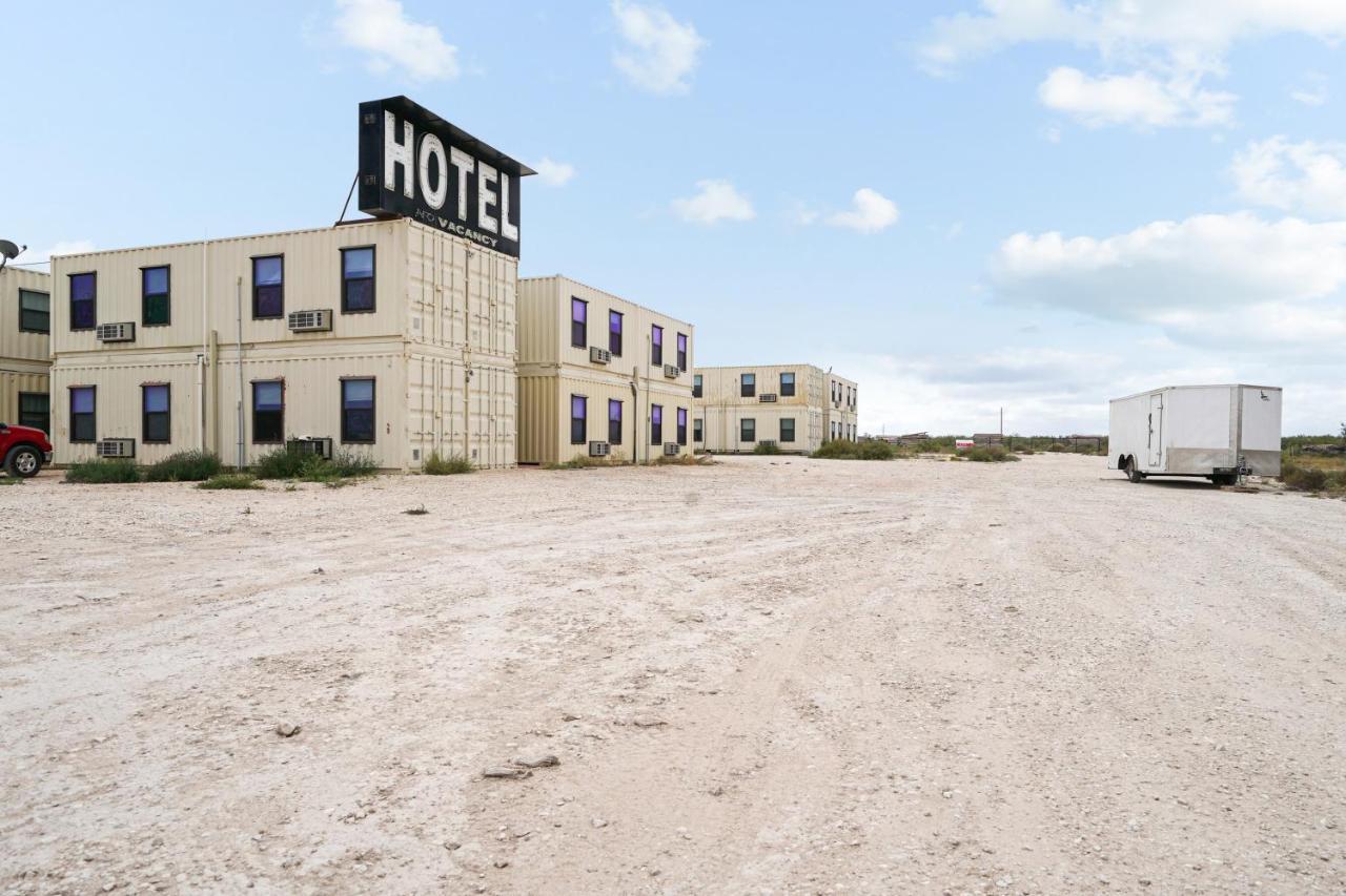 The Resource Inn -Big Lake Tx Dış mekan fotoğraf